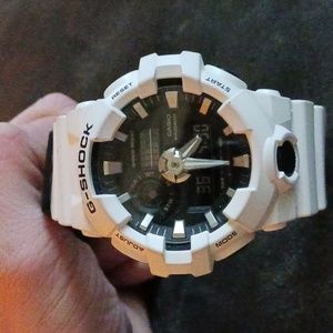 G Shock GA 700